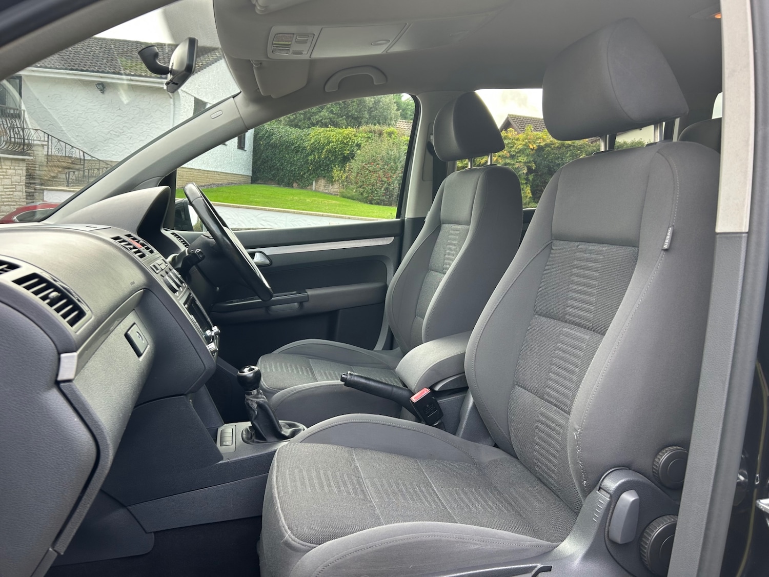 Used Volkswagen Touran 2009 for sale - 76324326: Photo 31