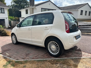 Used Volkswagen up! 2014 for sale - 79575276: Photo