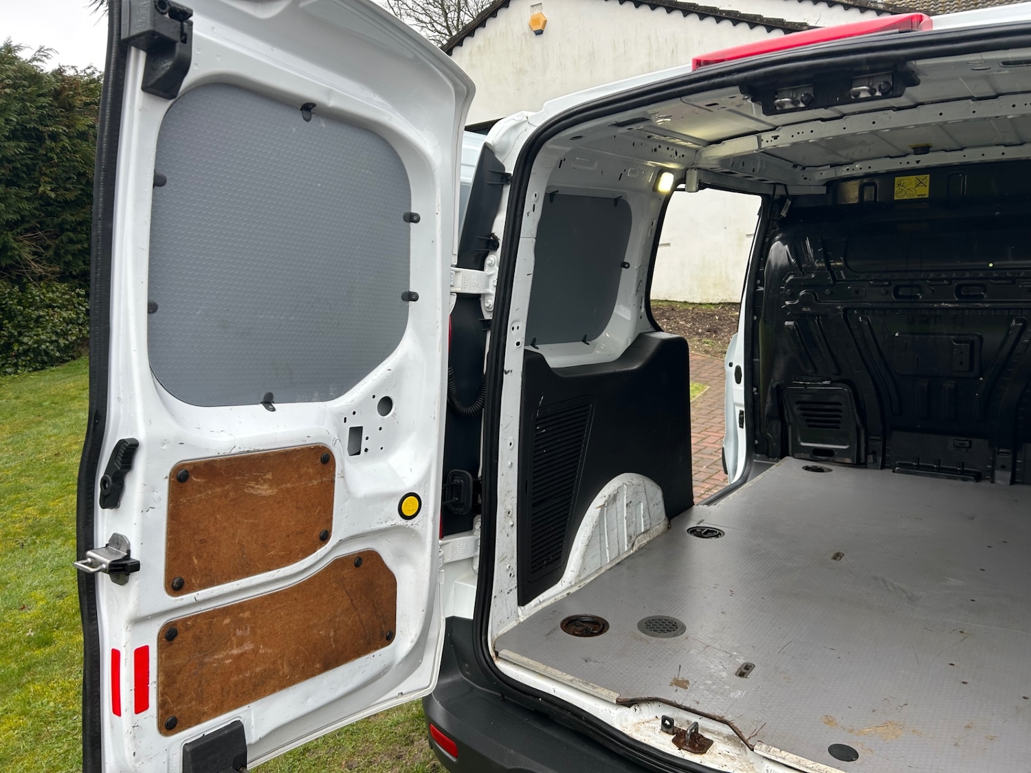 Used Ford Transit Connect 2015 for sale - 77595632: Photo 22