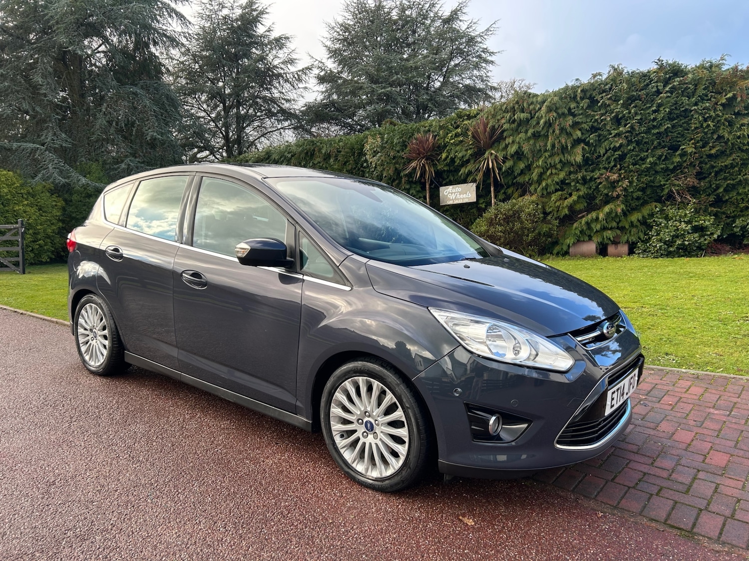 Used Ford C-Max 2014 for sale - 76758980: Photo 1