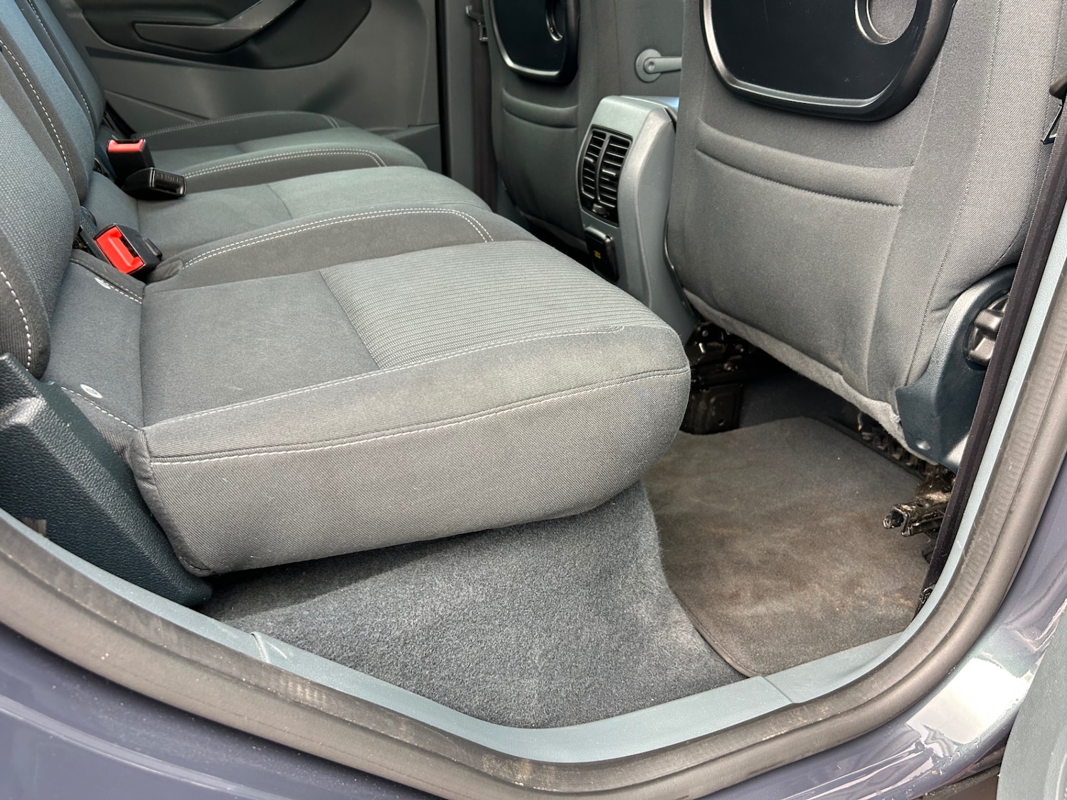 Used Ford C-Max 2014 for sale - 76758980: Photo 24