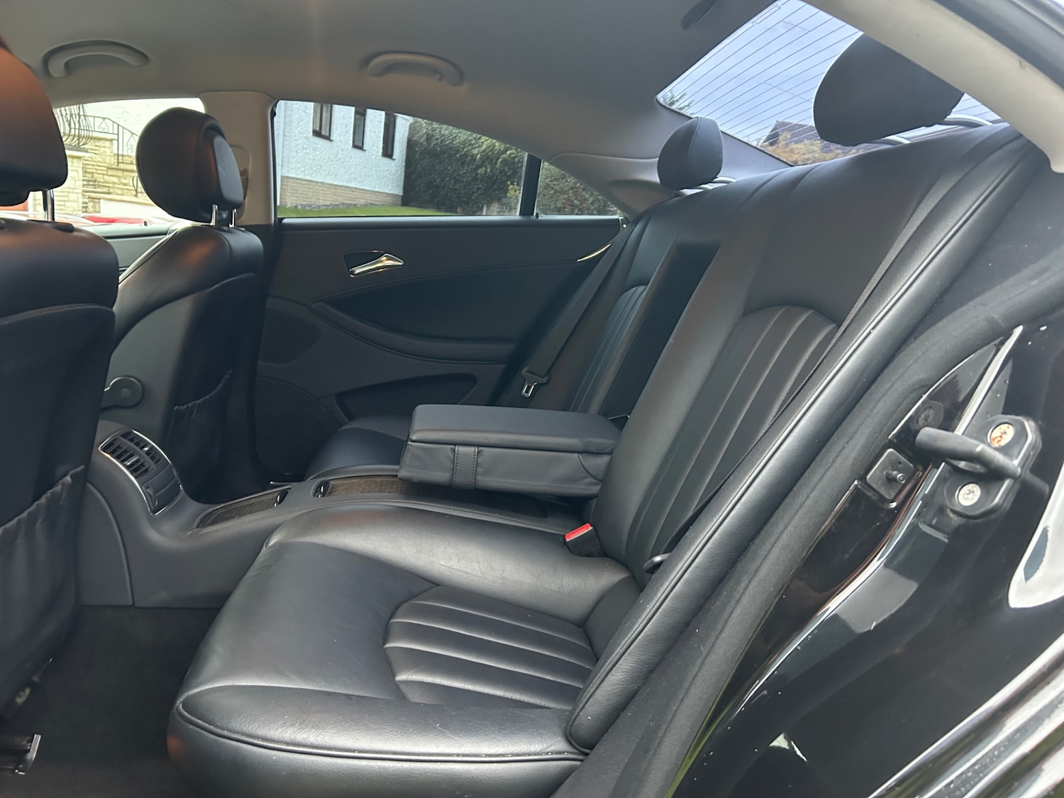 Used Mercedes-Benz CLS 2010 for sale - 76483249: Photo 29