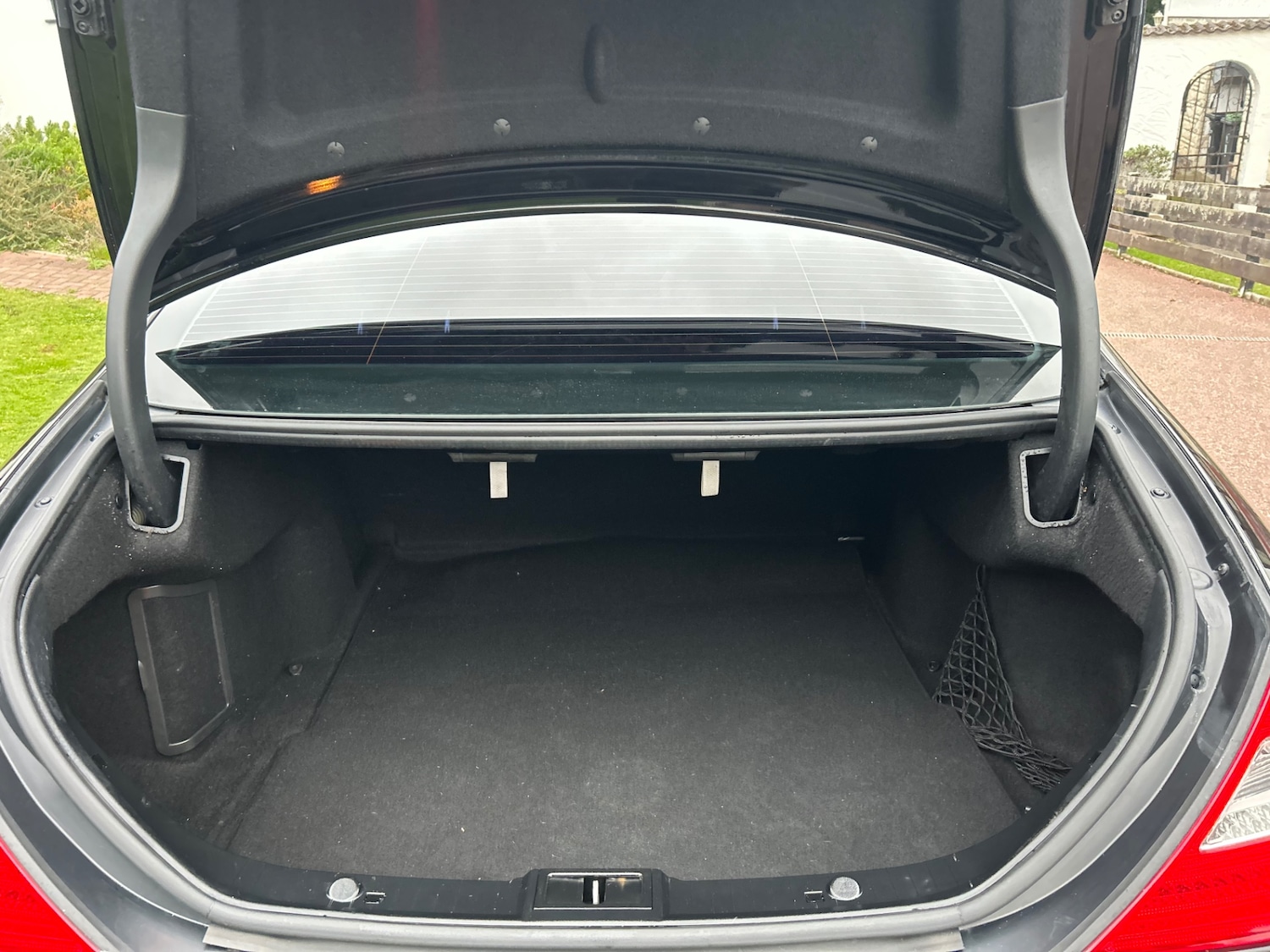 Used Mercedes-Benz CLS 2010 for sale - 76483249: Photo 32