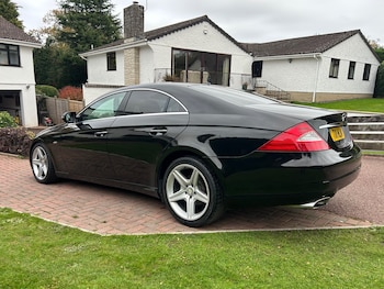 Used Mercedes-Benz CLS 2010 for sale - 76483249: Photo