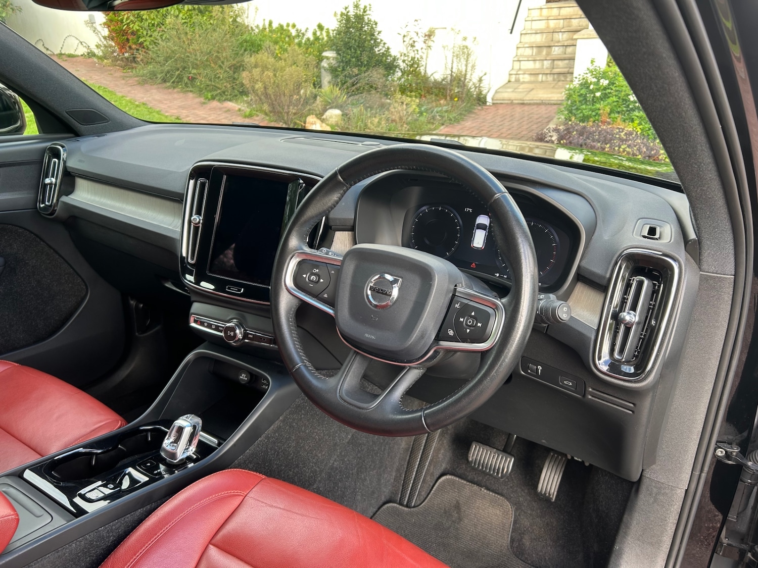 Used Volvo XC40 2019 for sale - 76332807: Photo 19