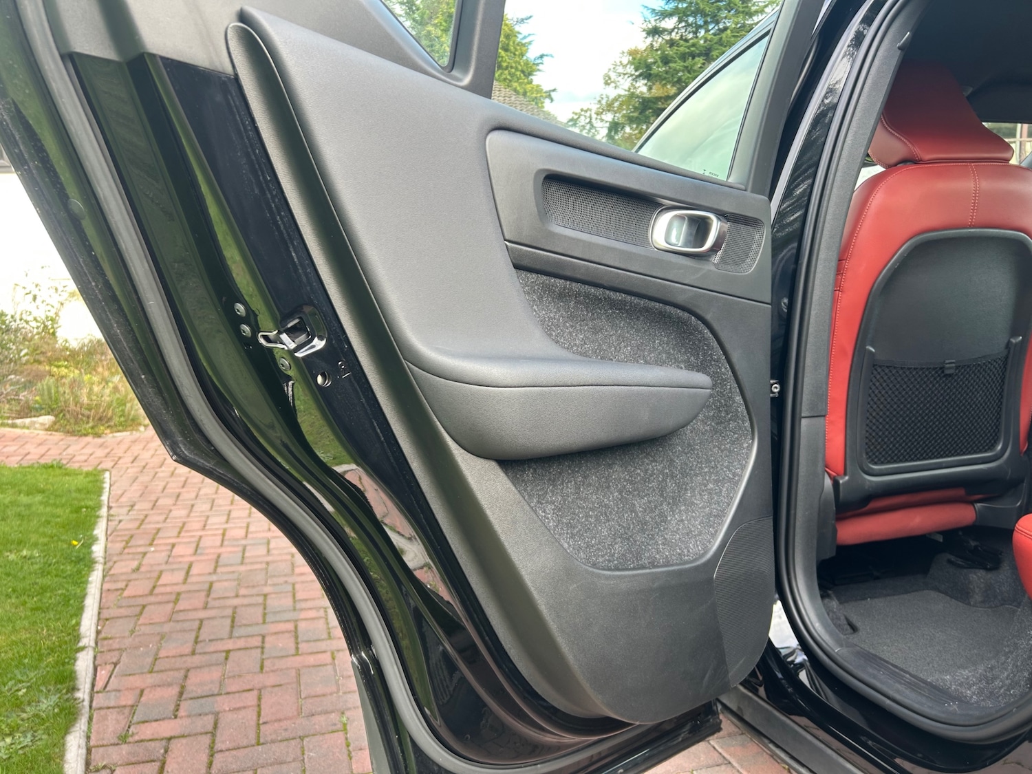 Used Volvo XC40 2019 for sale - 76332807: Photo 38