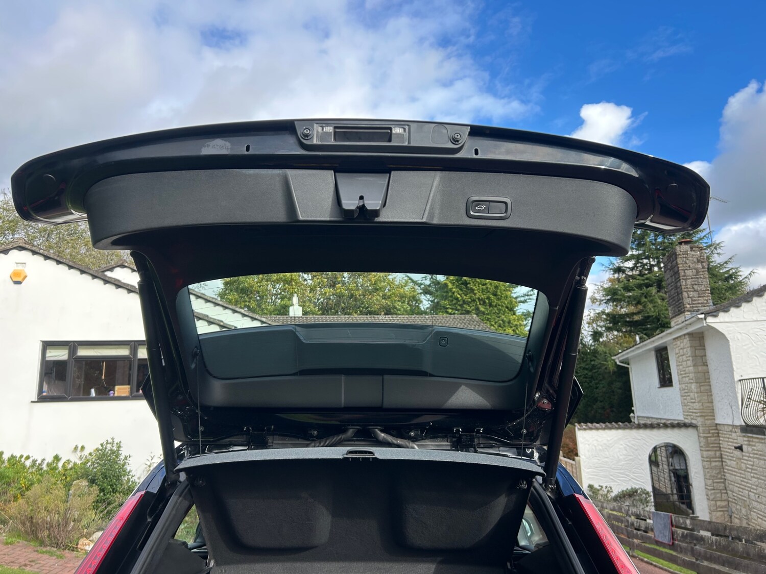 Used Volvo XC40 2019 for sale - 76332807: Photo 40