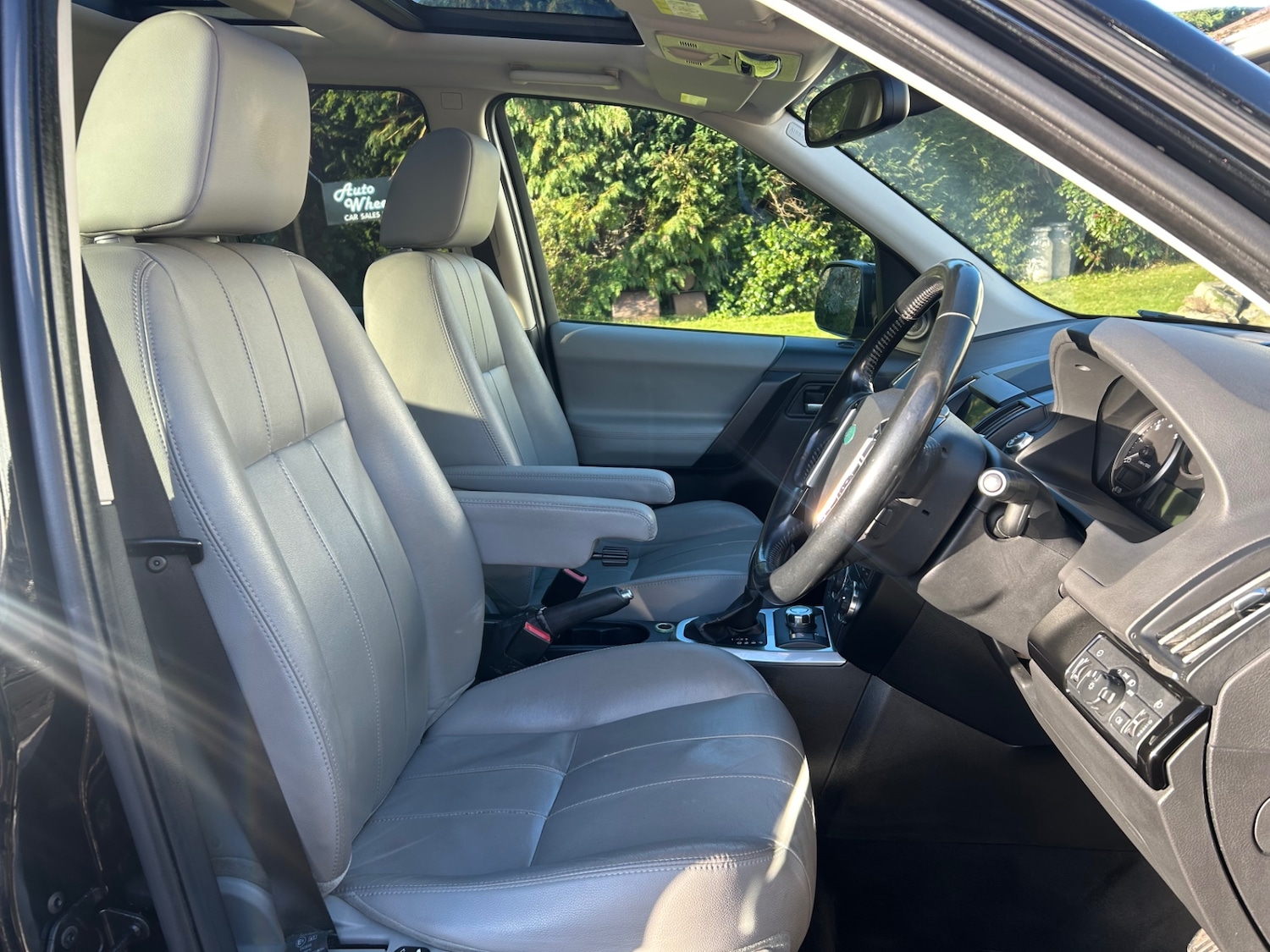 Used Land Rover Freelander 2011 for sale - 76618896: Photo 14