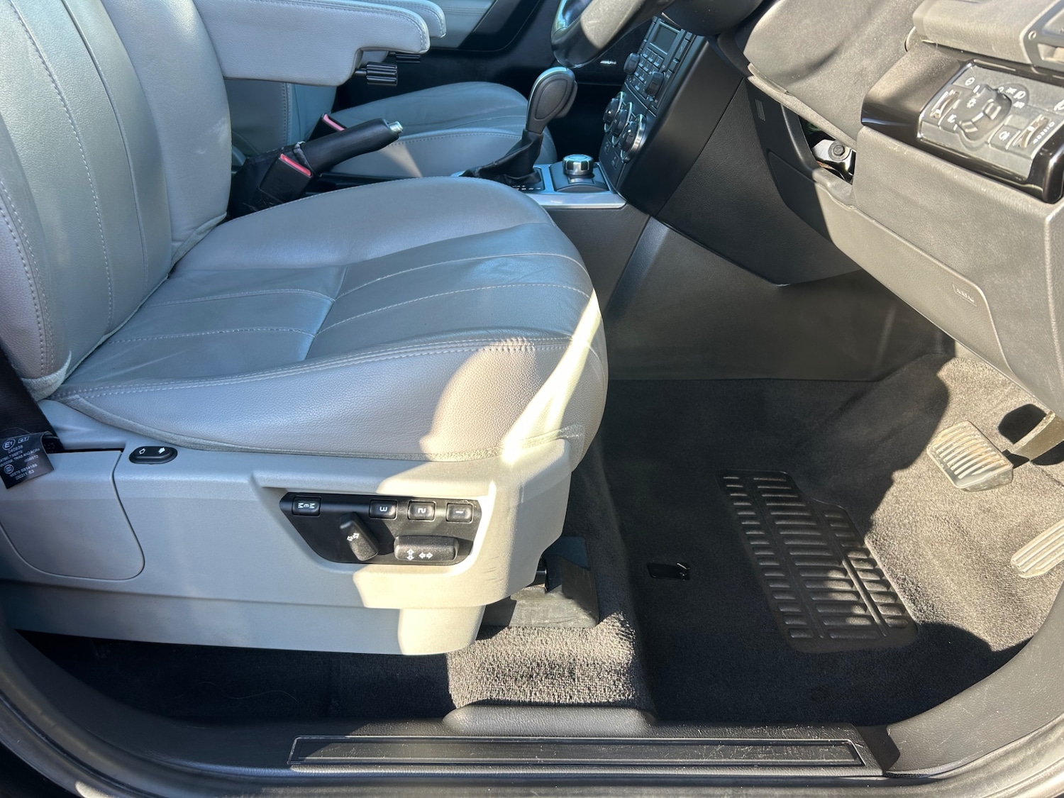 Used Land Rover Freelander 2011 for sale - 76618896: Photo 15