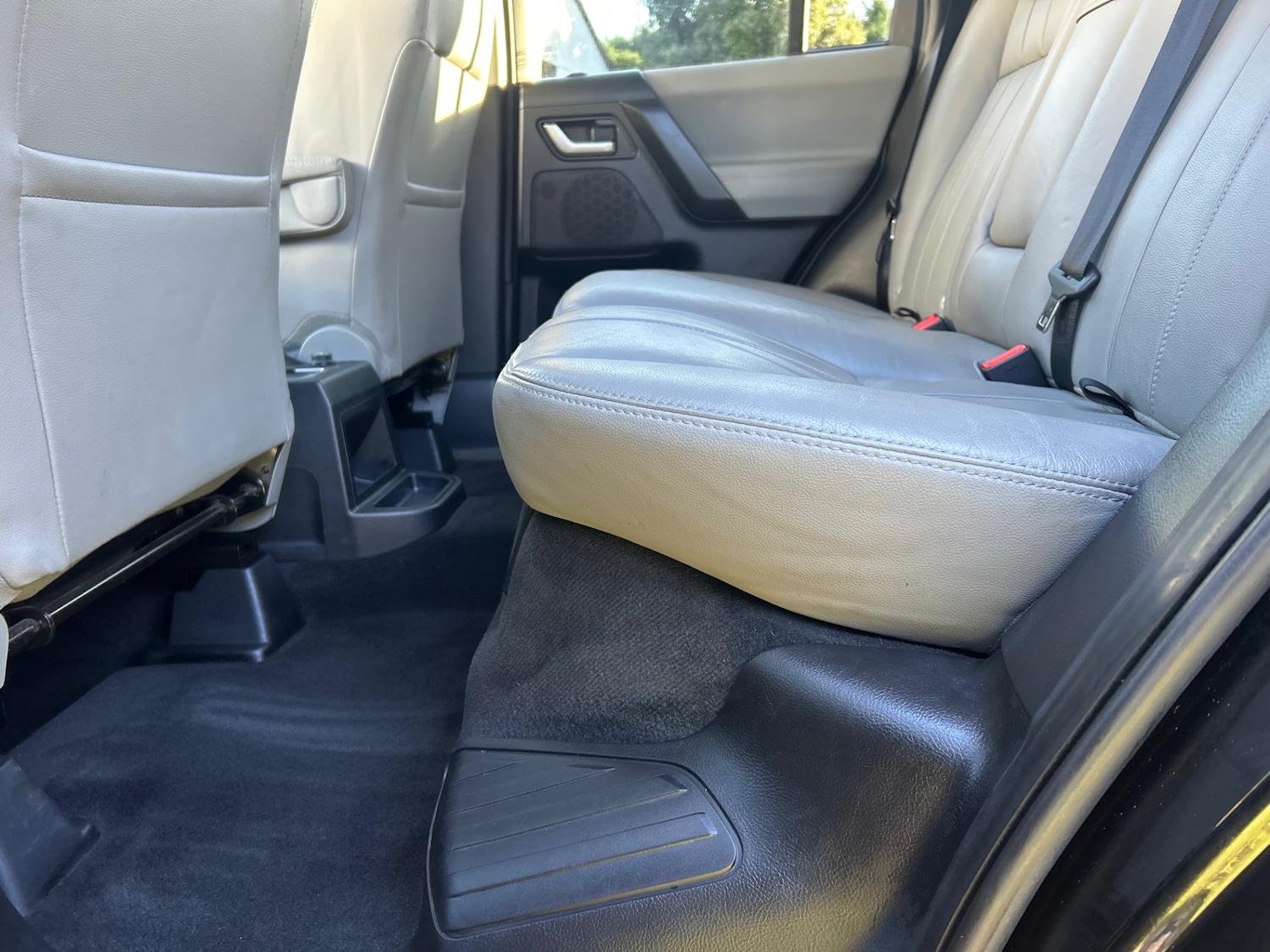 Used Land Rover Freelander 2011 for sale - 76618896: Photo 36