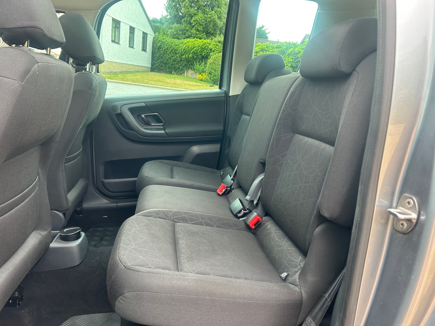 Vehicle 28