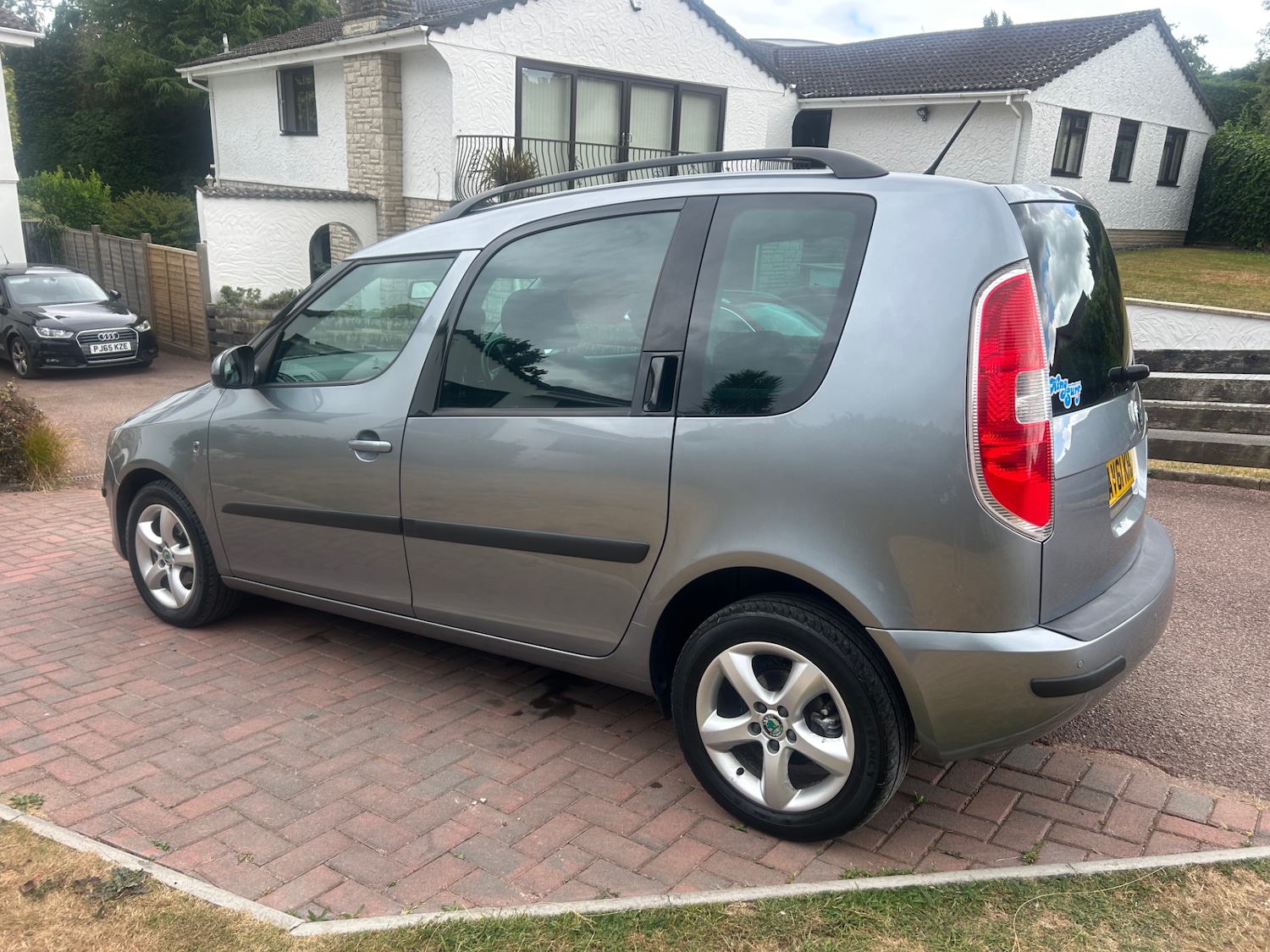 Vehicle 4