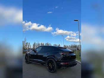 Used Lamborghini Urus 2022 for sale - 75849671: Photo