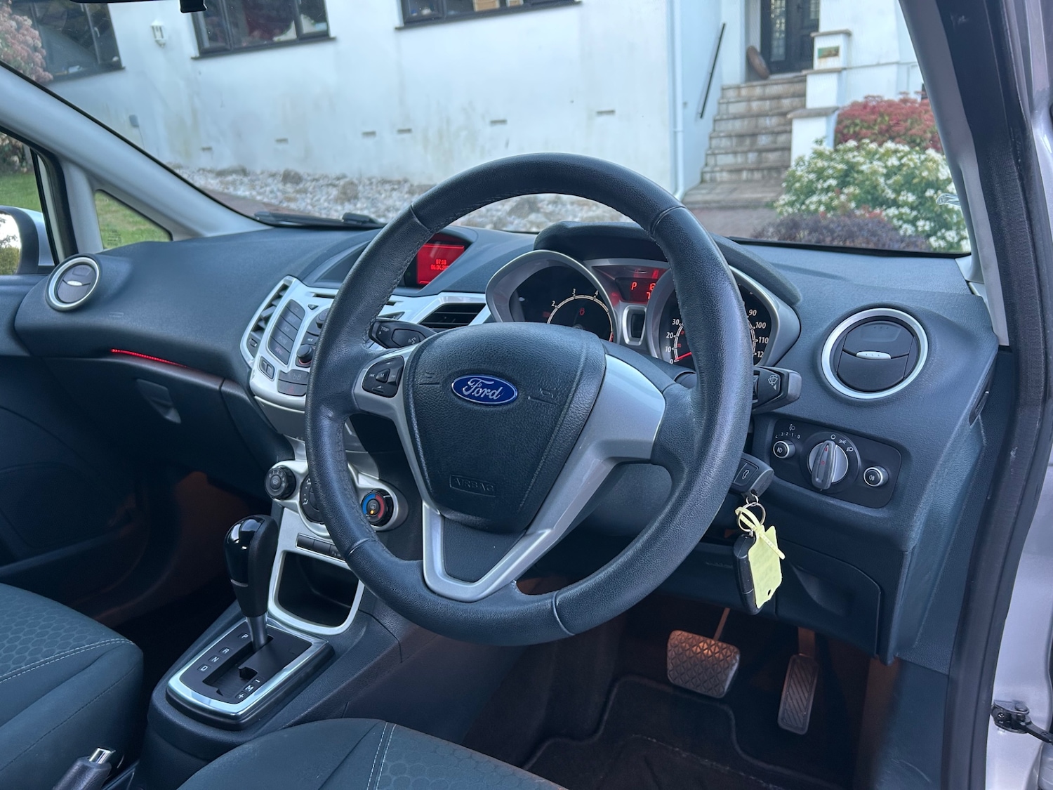 Used Ford Fiesta 2011 for sale - 78146112: Photo 16