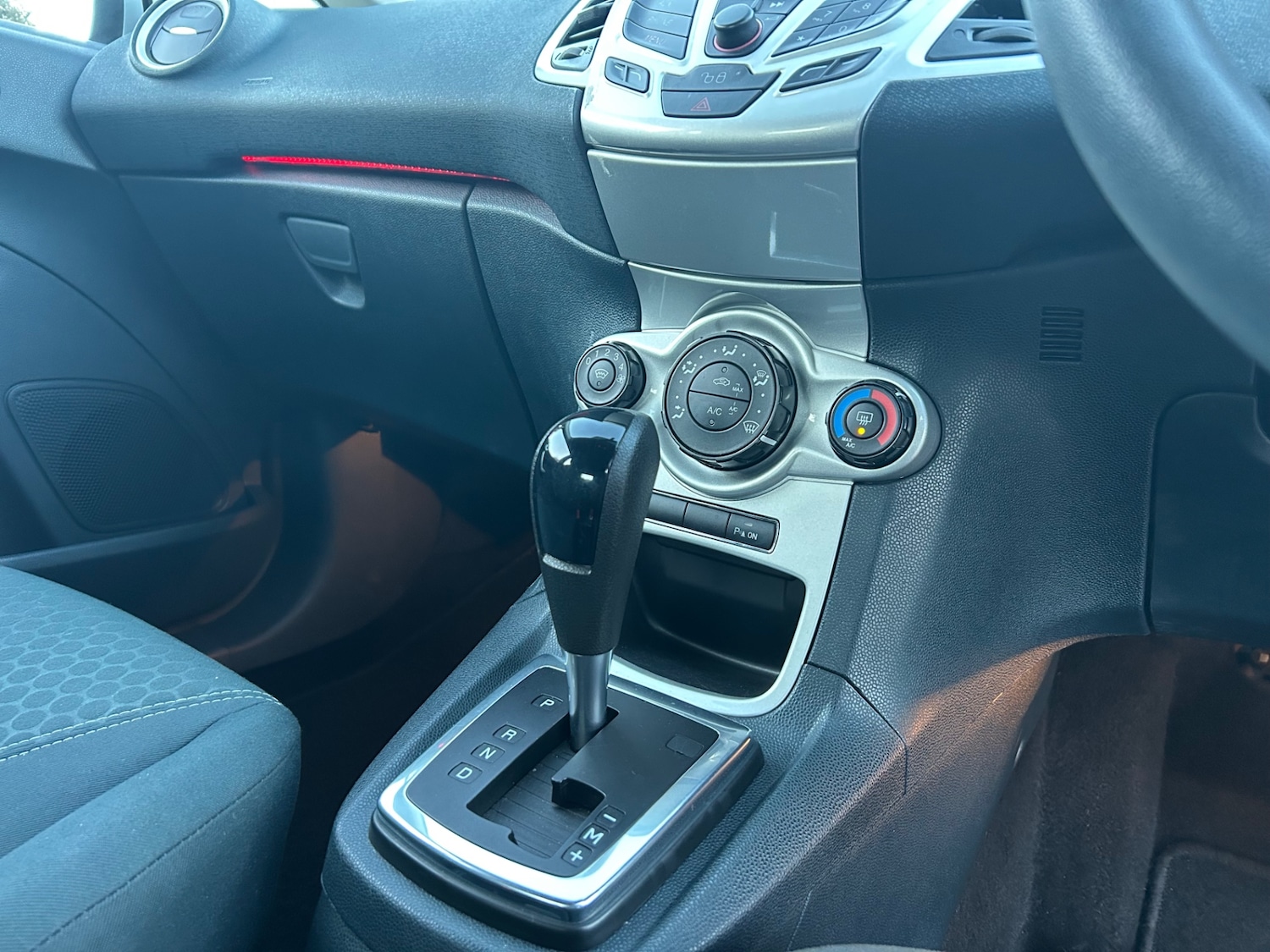 Used Ford Fiesta 2011 for sale - 78146112: Photo 18