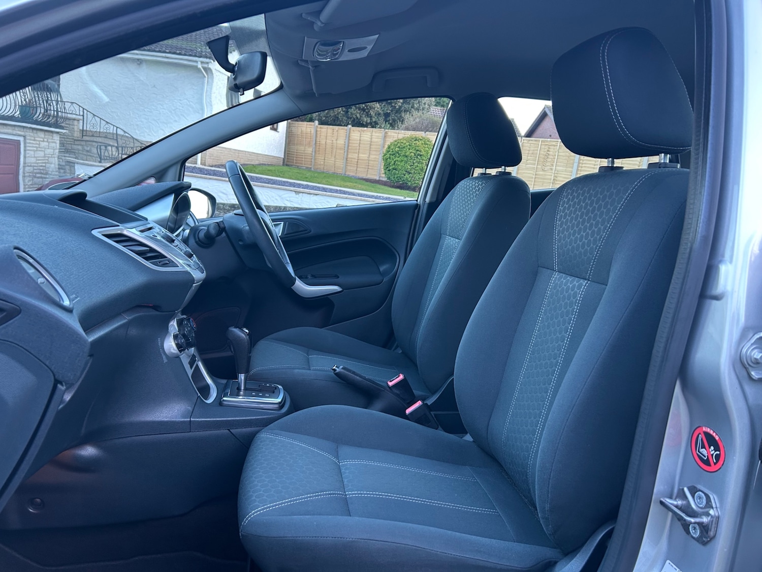 Used Ford Fiesta 2011 for sale - 78146112: Photo 24