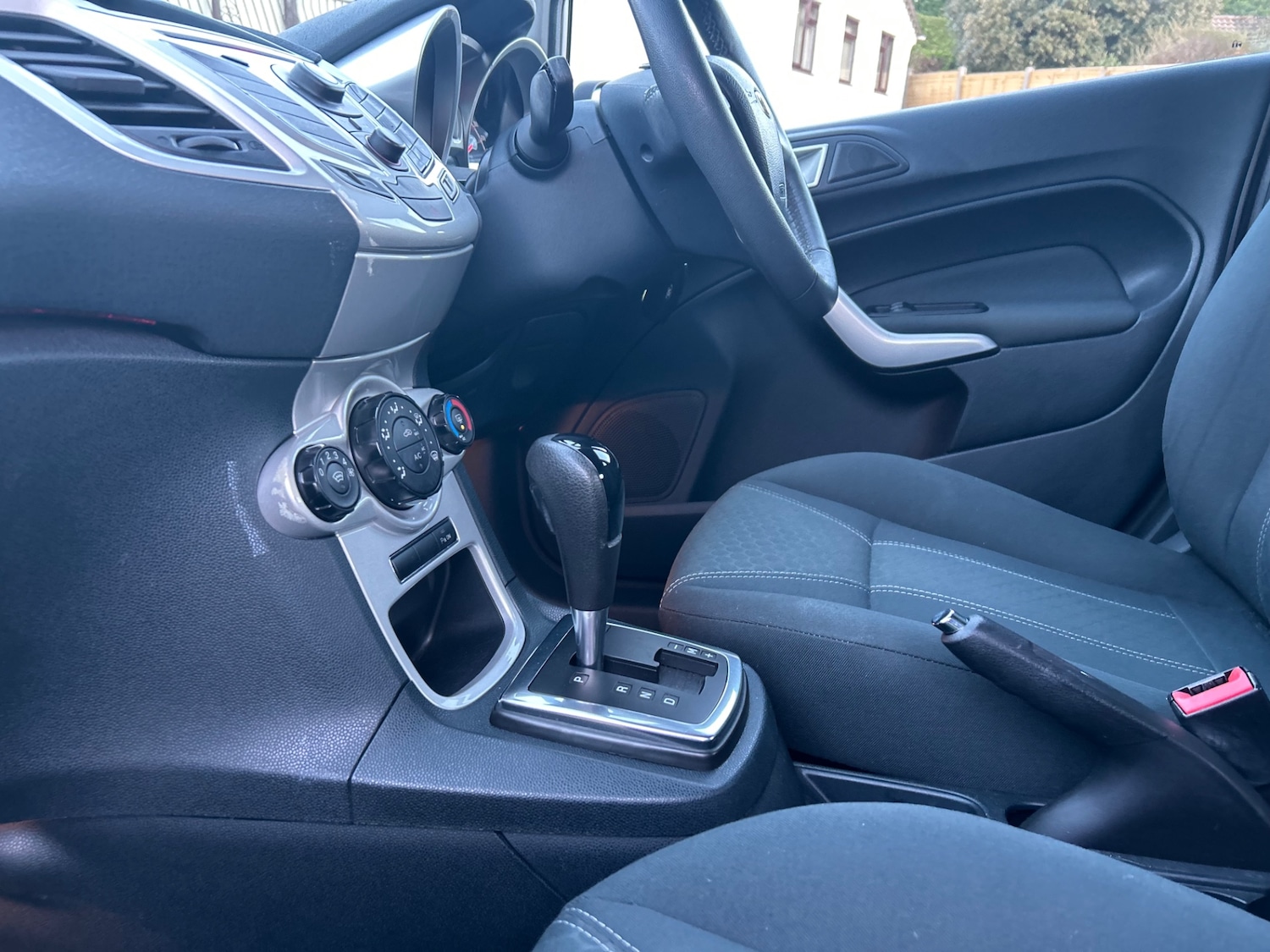 Used Ford Fiesta 2011 for sale - 78146112: Photo 27