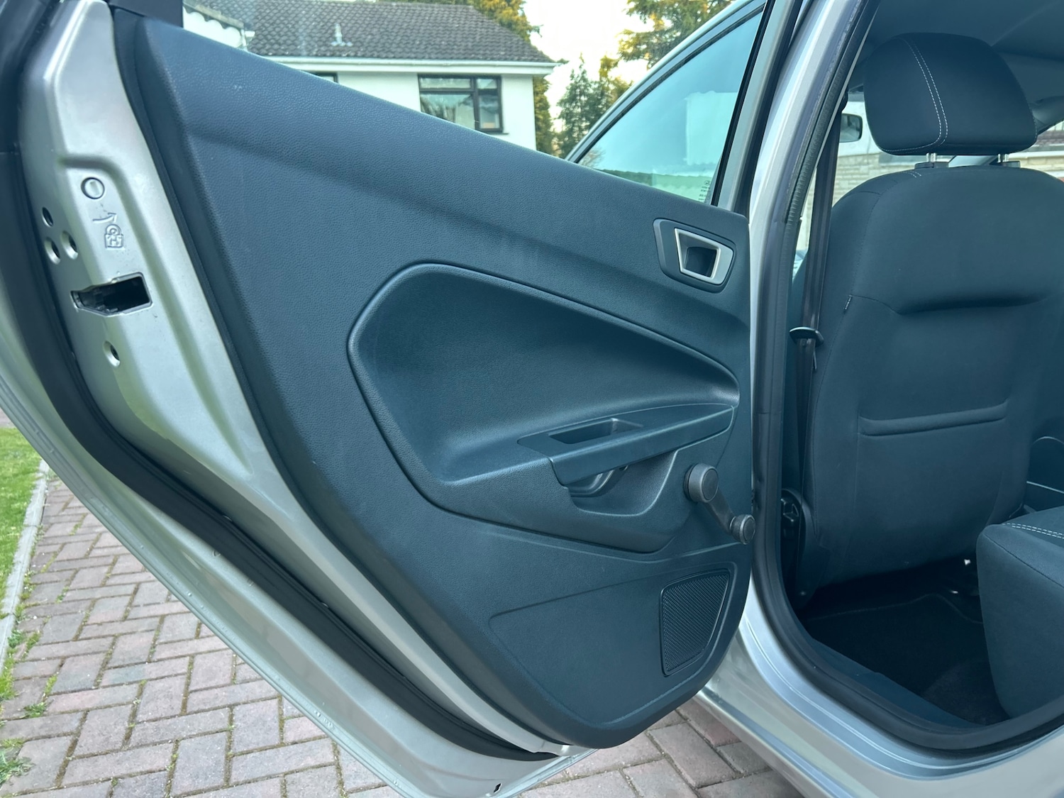 Used Ford Fiesta 2011 for sale - 78146112: Photo 32