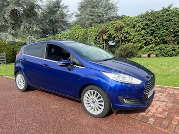 2015 (64) - 1.6 Titanium 5dr Powershift
