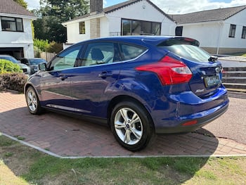 Used Ford Focus 2014 for sale - 79748480: Photo