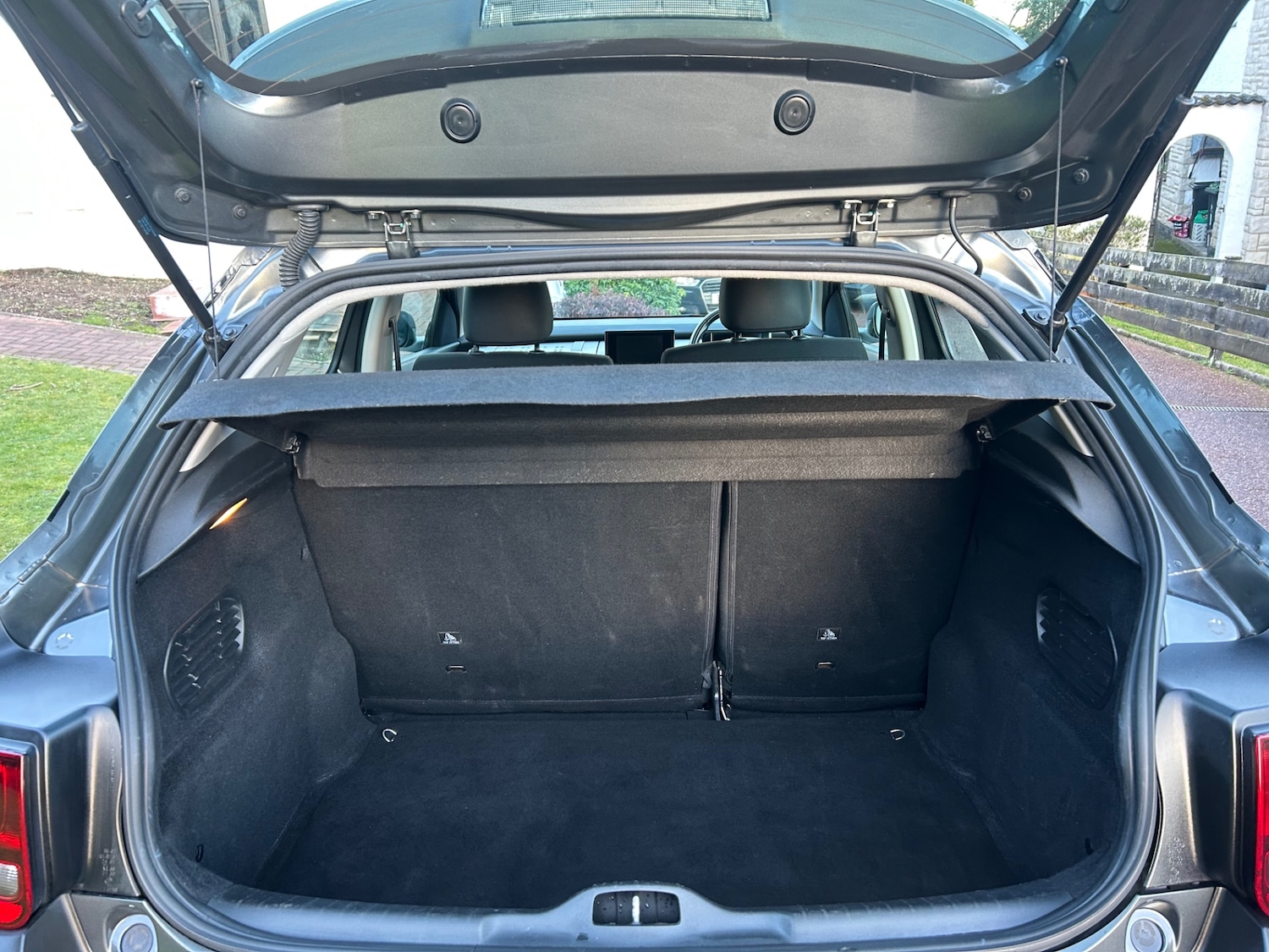 Used Citroen C4 Cactus 2016 for sale - 77371065: Photo 34