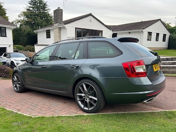 Used Skoda Octavia 2016 for sale - 76098850: Photo