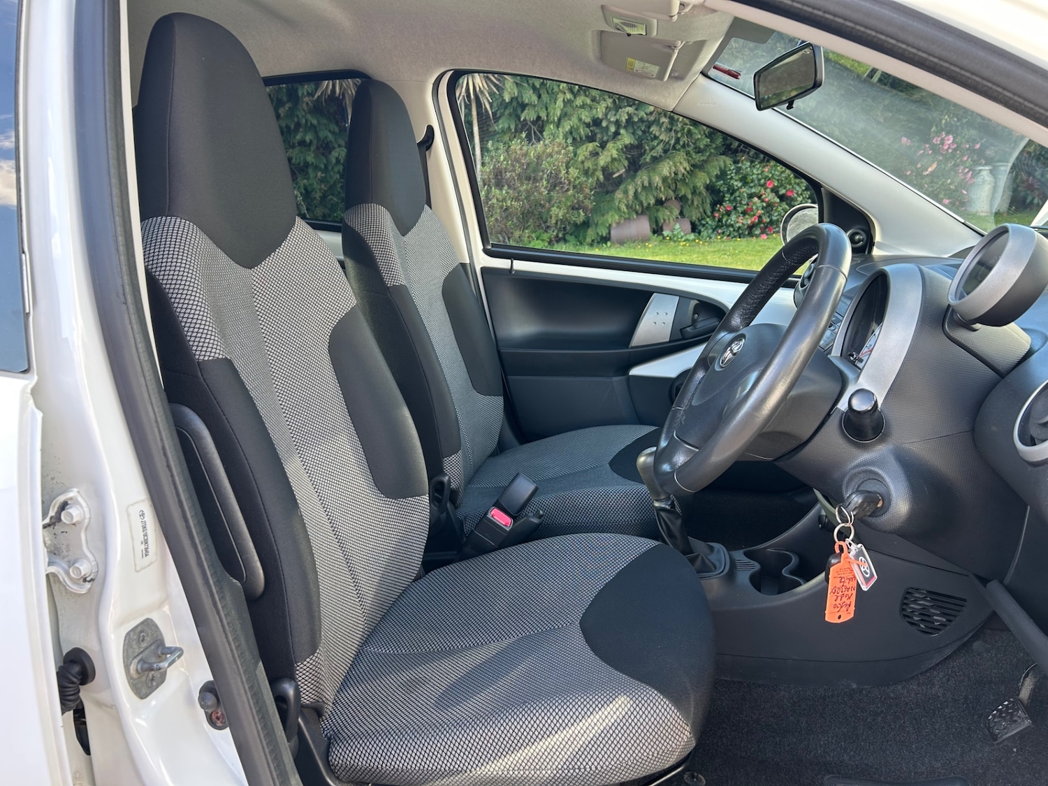 Used Toyota AYGO 2013 for sale - 78112716: Photo 13