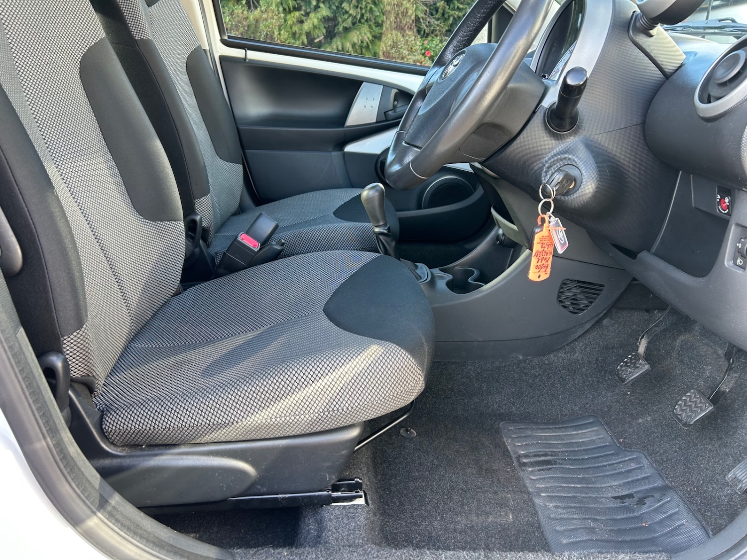 Used Toyota AYGO 2013 for sale - 78112716: Photo 14