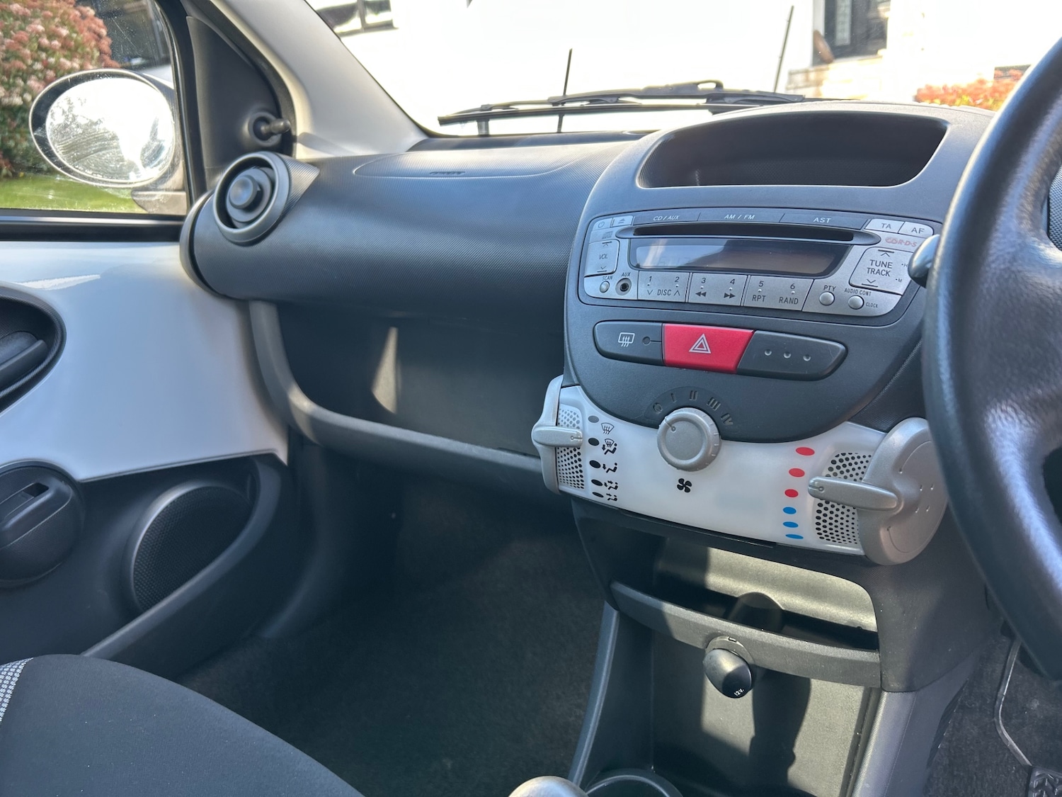 Used Toyota AYGO 2013 for sale - 78112716: Photo 17