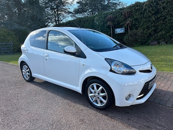 Used Toyota AYGO 2013 for sale - 78112716: Photo