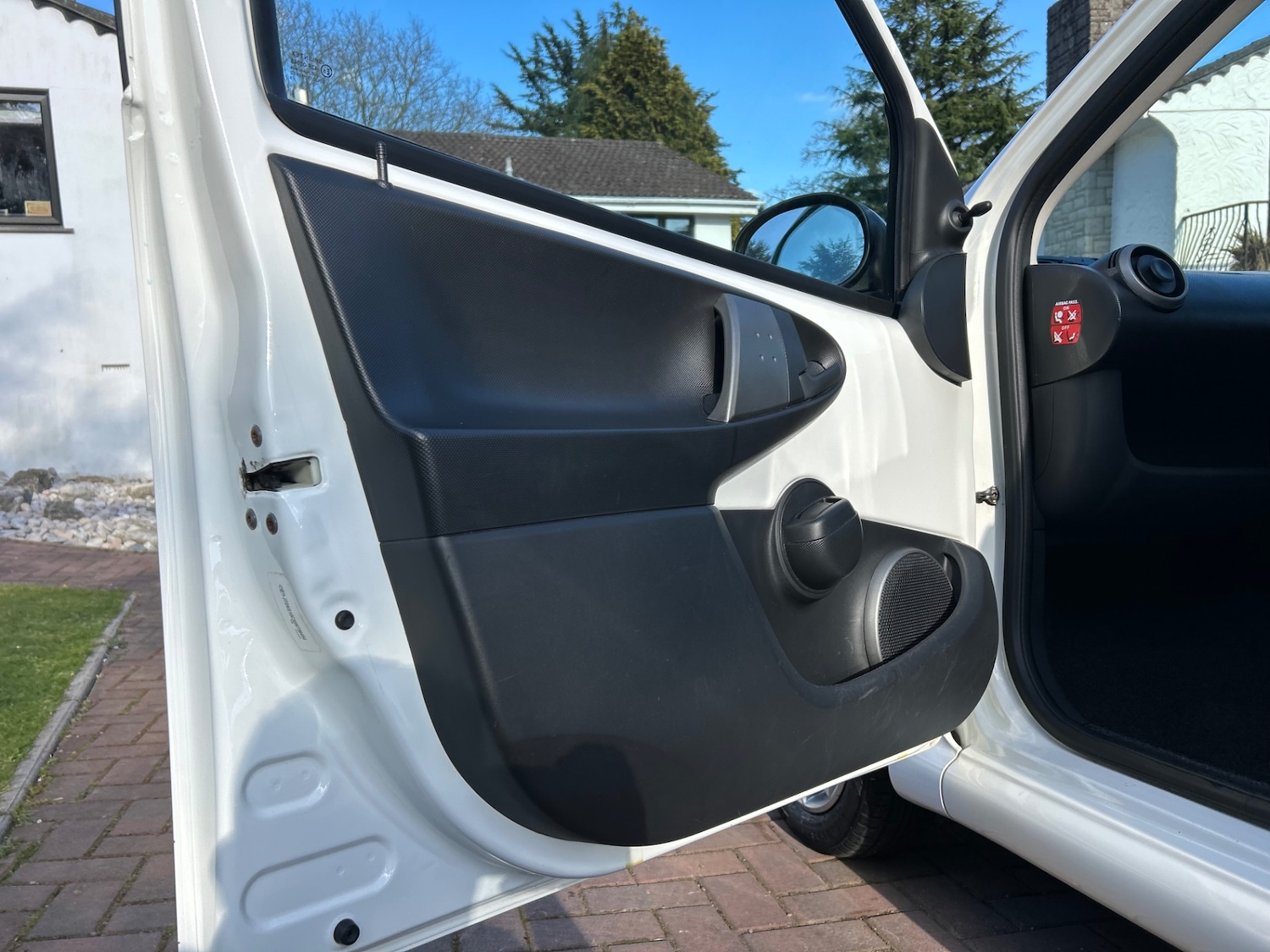 Used Toyota AYGO 2013 for sale - 78112716: Photo 25