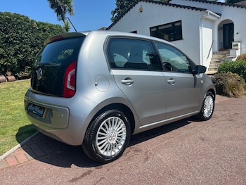 Used Volkswagen up! 2015 for sale - 79038561: Photo