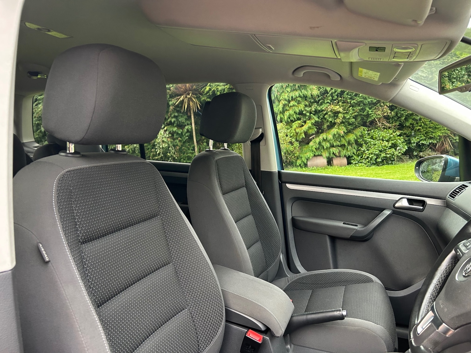 Used Volkswagen Touran 2014 for sale - 76479510: Photo 16