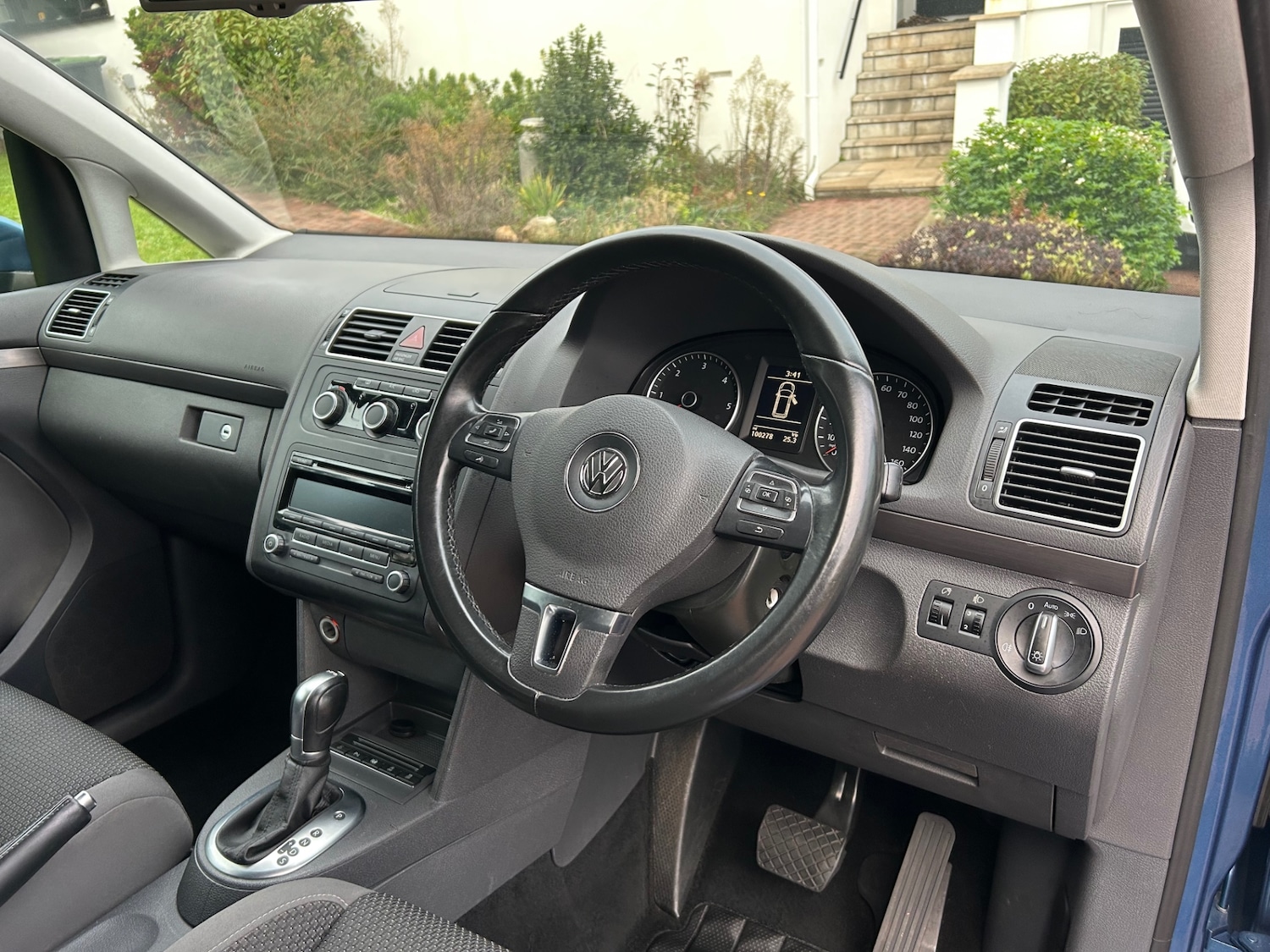 Used Volkswagen Touran 2014 for sale - 76479510: Photo 19