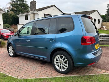 Used Volkswagen Touran 2014 for sale - 76479510: Photo