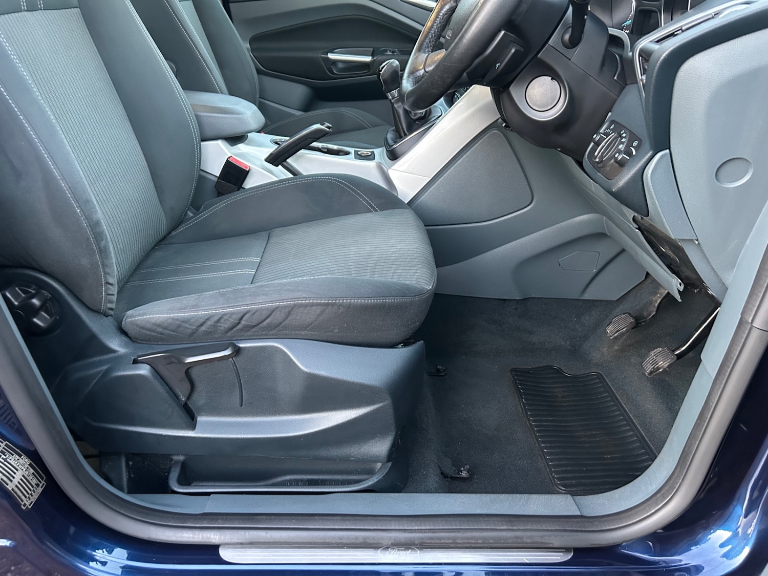 Used Ford C-Max 2011 for sale - 77015004: Photo 15