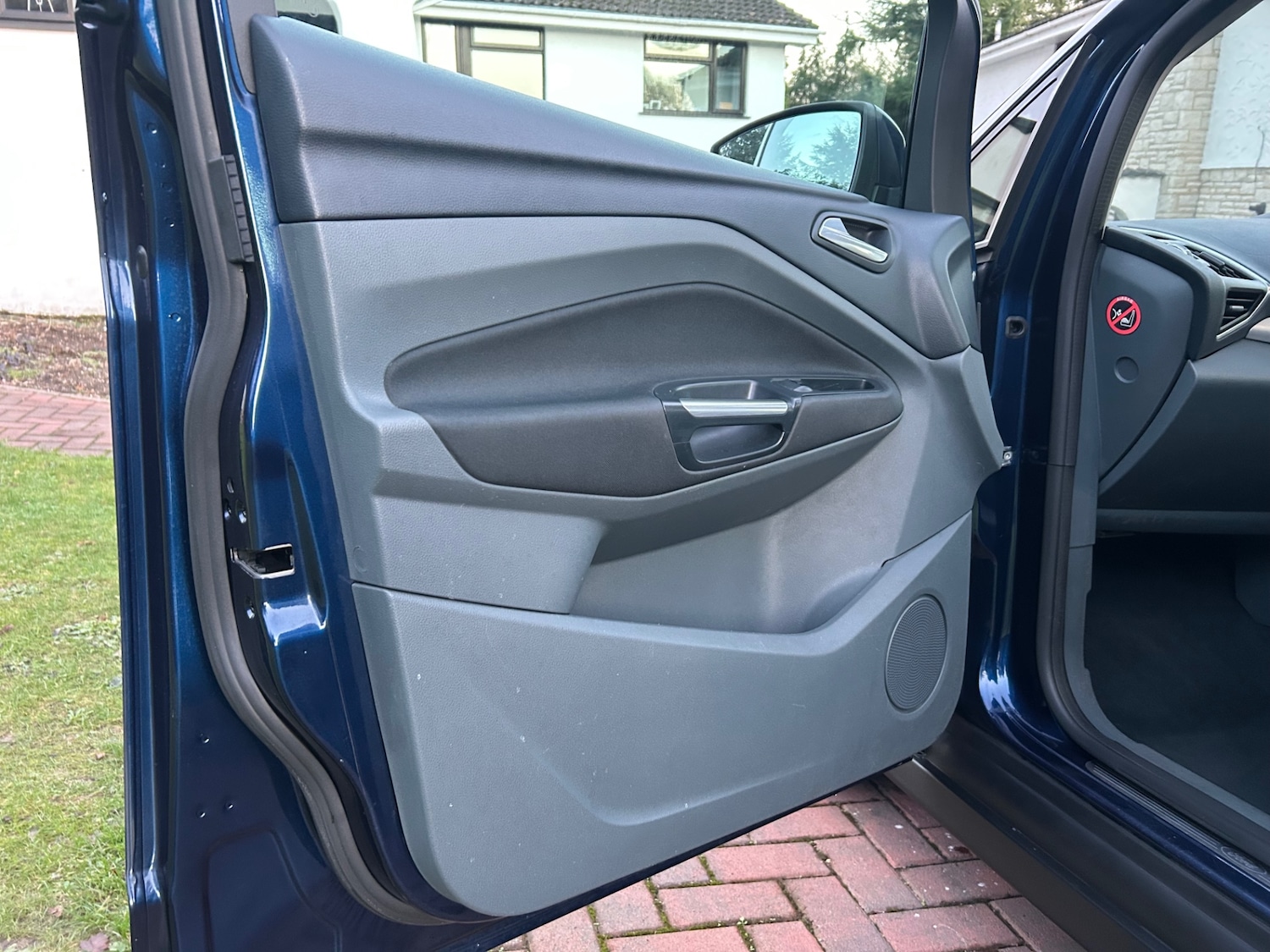 Used Ford C-Max 2011 for sale - 77015004: Photo 28