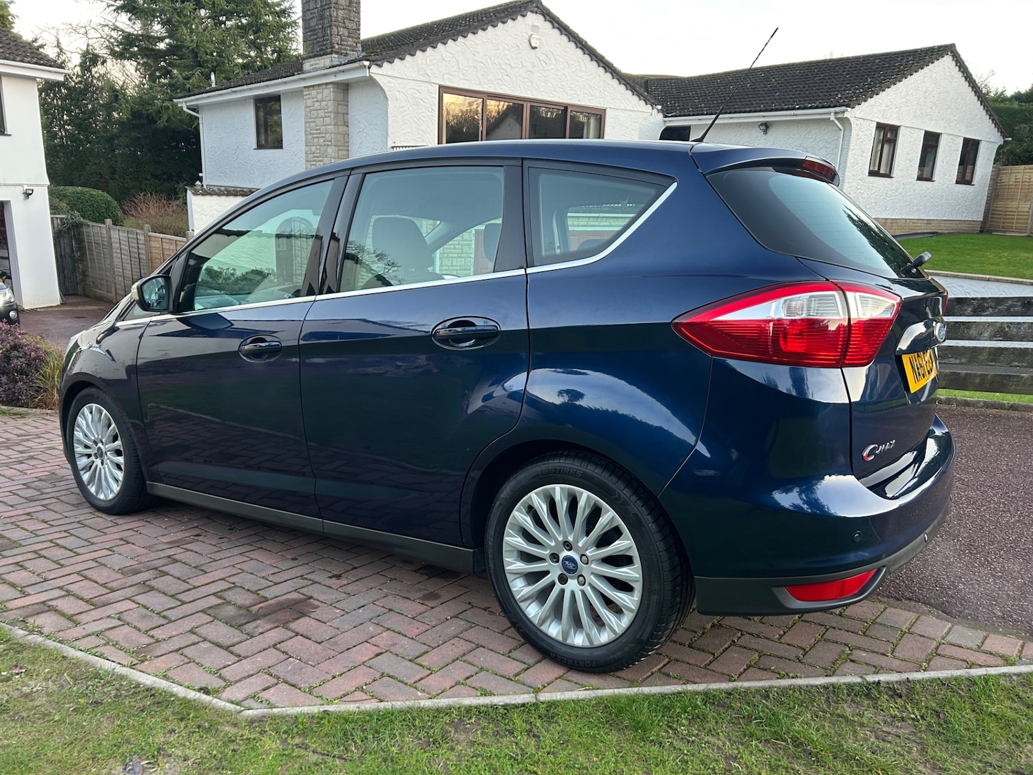 Used Ford C-Max 2011 for sale - 77015004: Photo 4