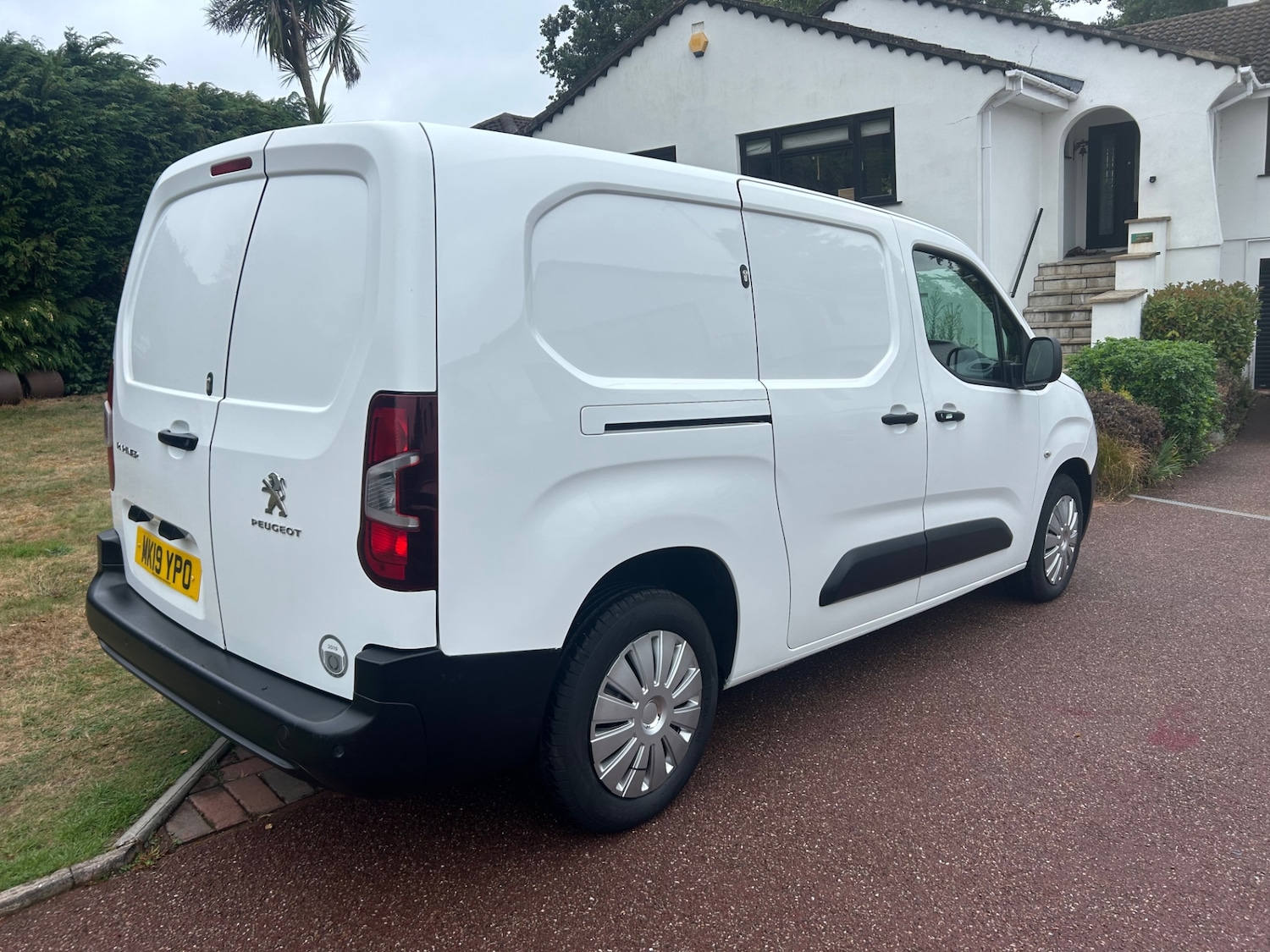 Vehicle 3