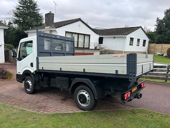 Used Nissan Cabstar 2016 for sale - 76780403: Photo