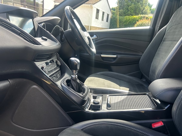 Used Ford Kuga 2017 for sale - 75778097: Photo 31