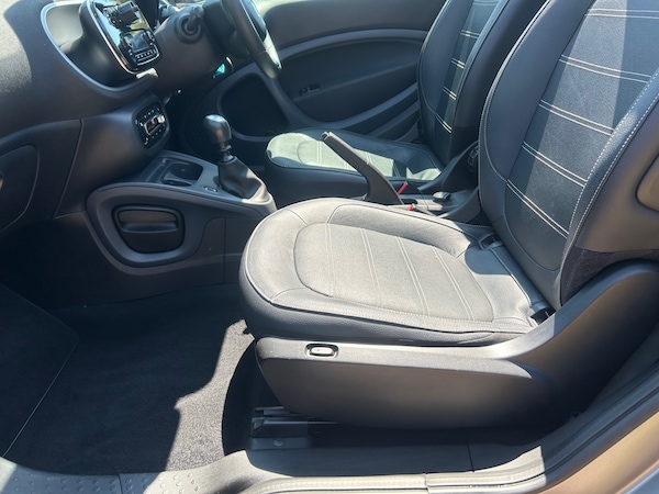 Used smart fortwo 2017 for sale - 75093539: Photo 16