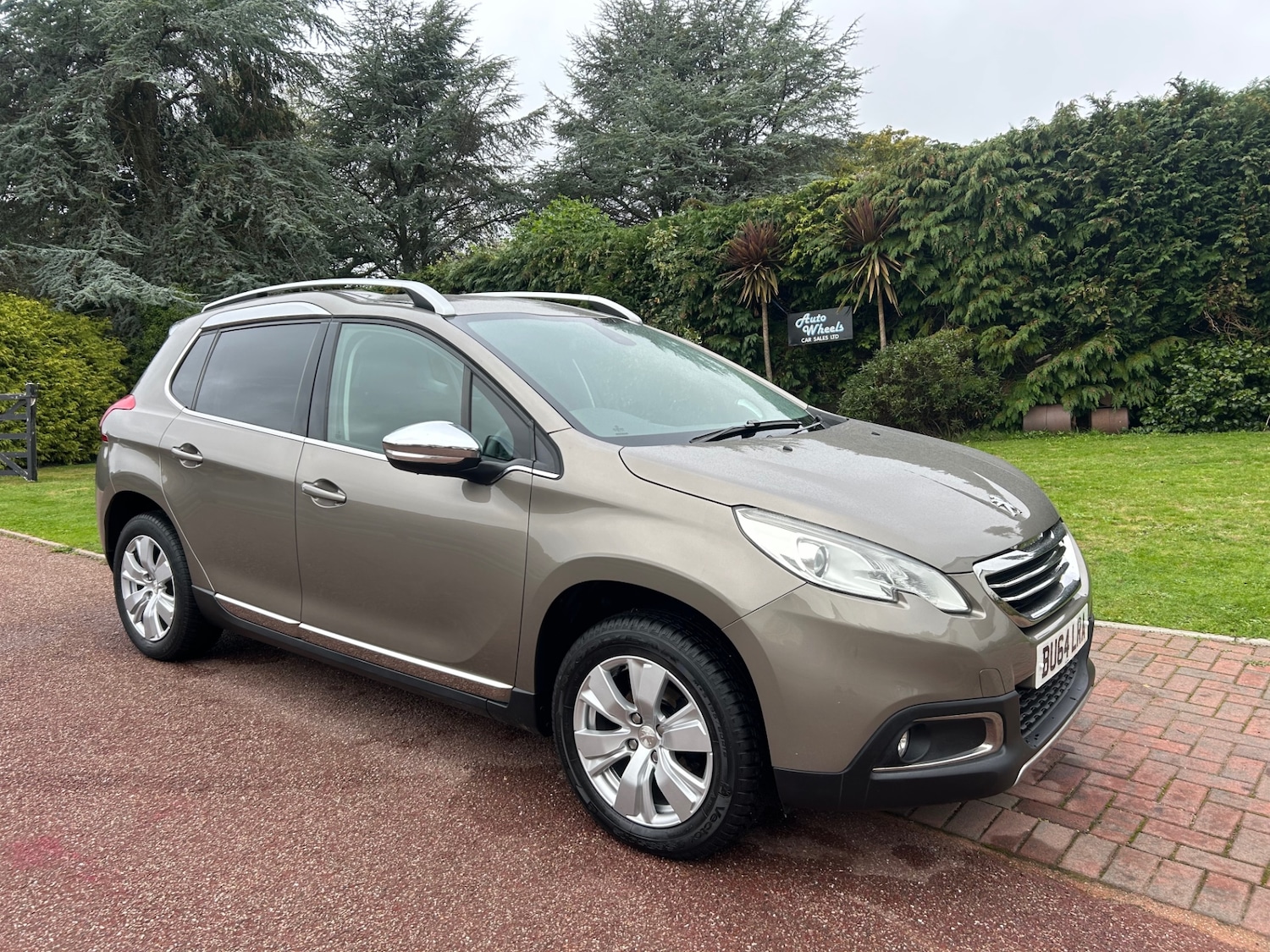 Used Peugeot 2008 2015 for sale - 76212251: Photo 1