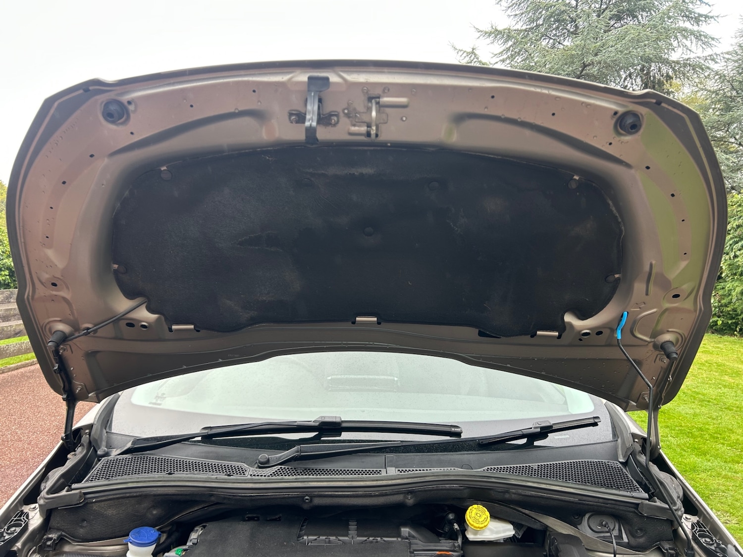 Used Peugeot 2008 2015 for sale - 76212251: Photo 10