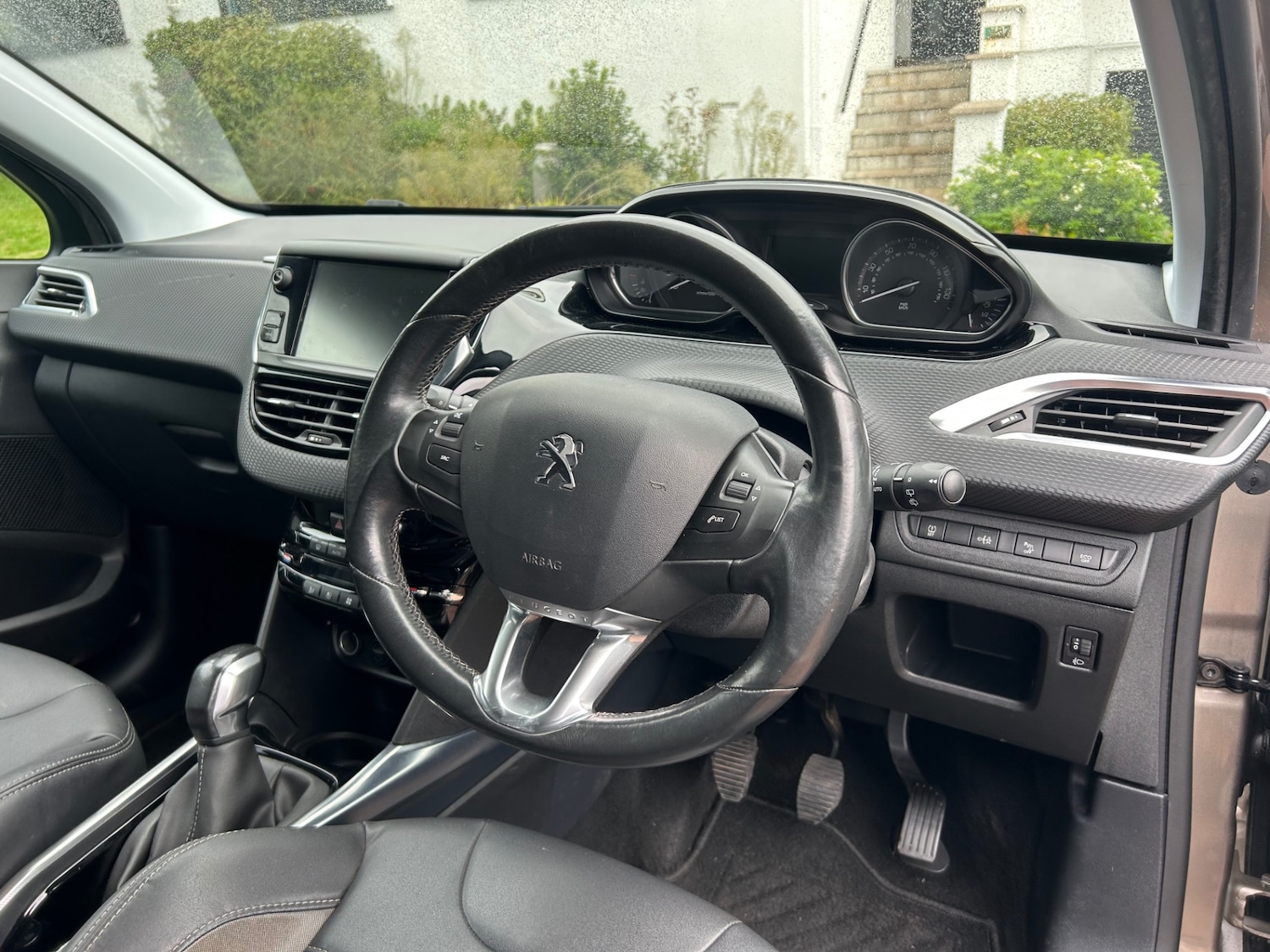Used Peugeot 2008 2015 for sale - 76212251: Photo 14