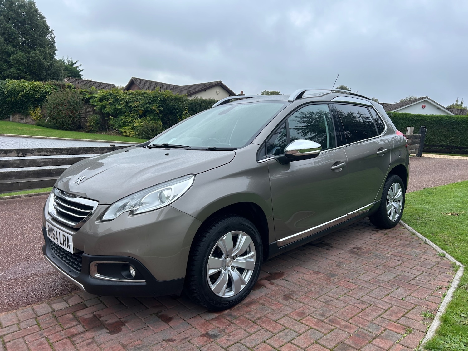 Used Peugeot 2008 2015 for sale - 76212251: Photo 2