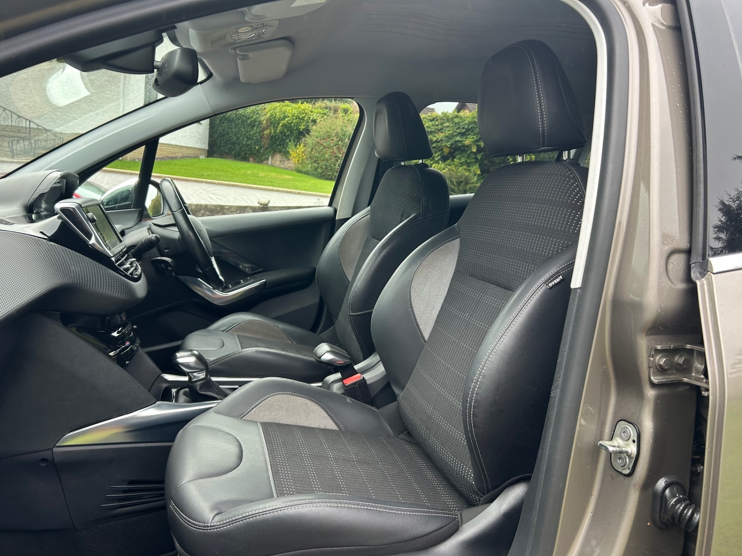 Used Peugeot 2008 2015 for sale - 76212251: Photo 21