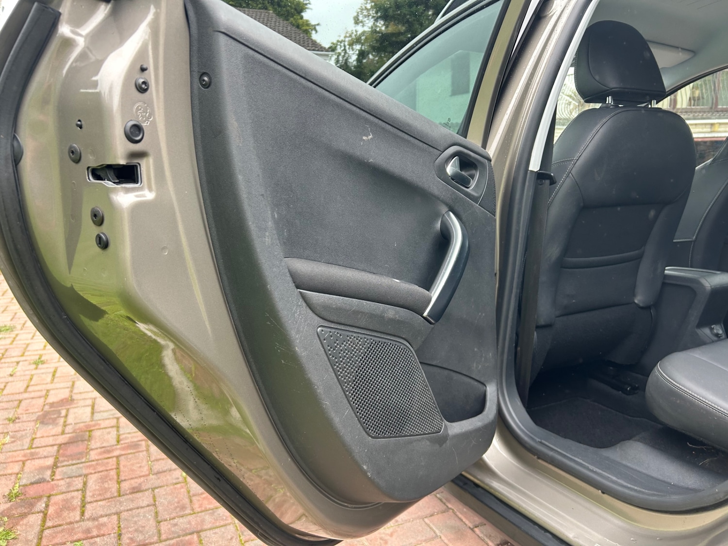 Used Peugeot 2008 2015 for sale - 76212251: Photo 27