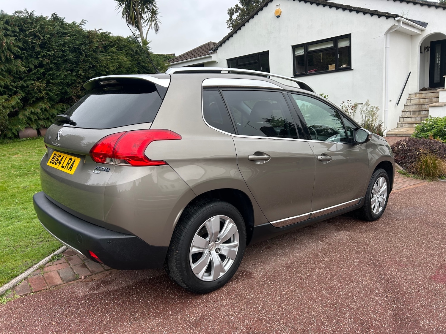 Used Peugeot 2008 2015 for sale - 76212251: Photo 3
