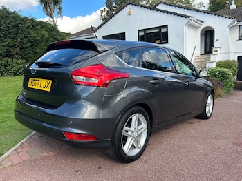 Used Ford Focus 2017 for sale - 76278084: Photo